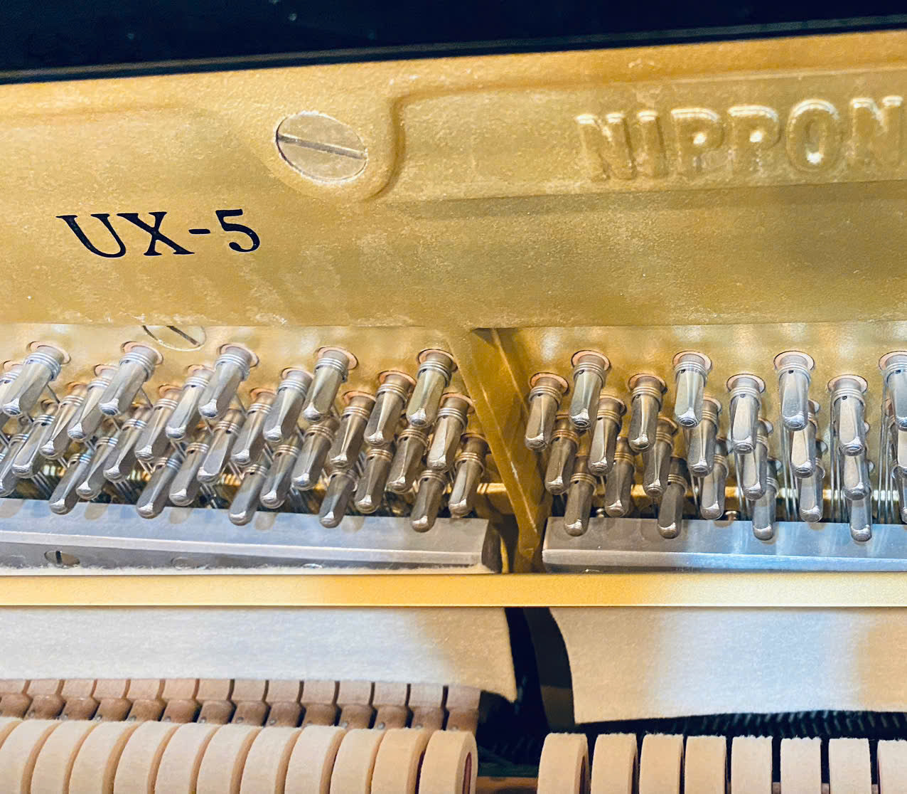 Đàn Piano Cơ Yamaha UX5