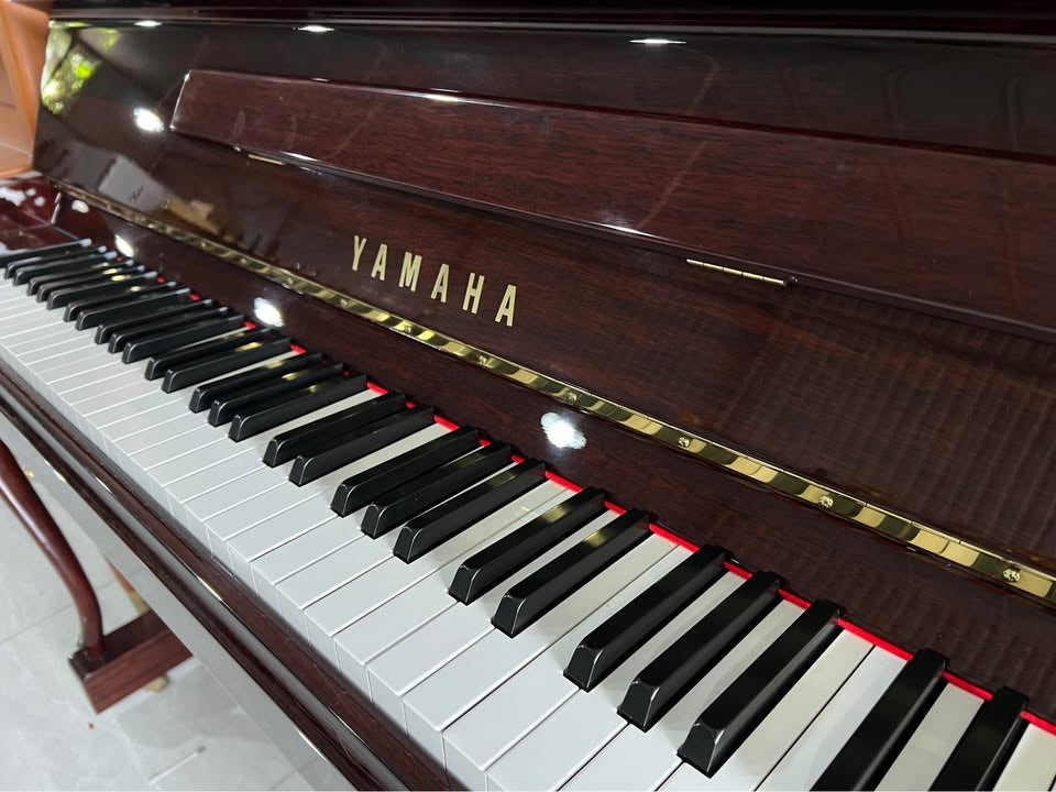 Đàn Piano Cơ Yamaha W116SC