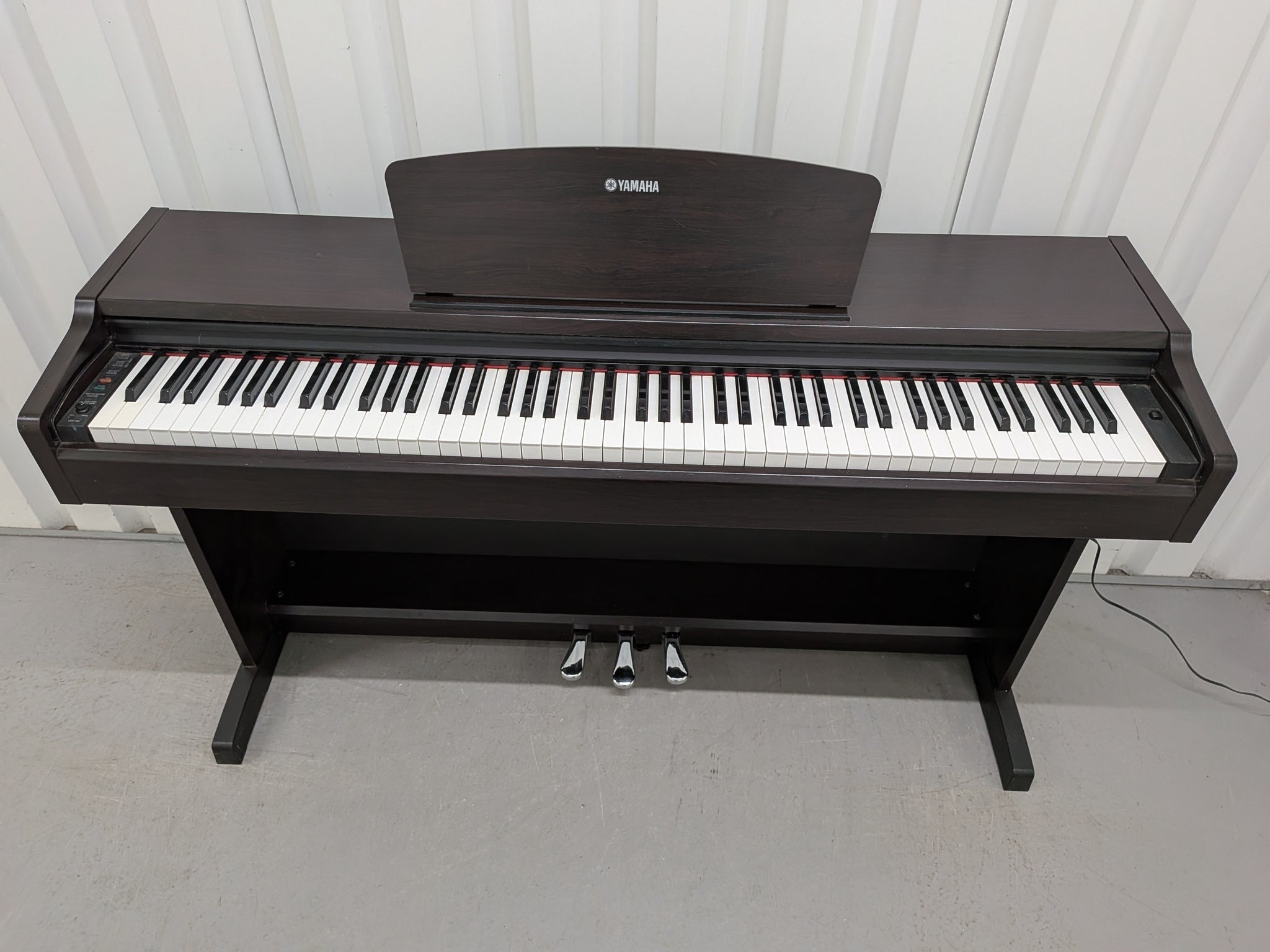 Đàn Piano Điện Yamaha YDP131