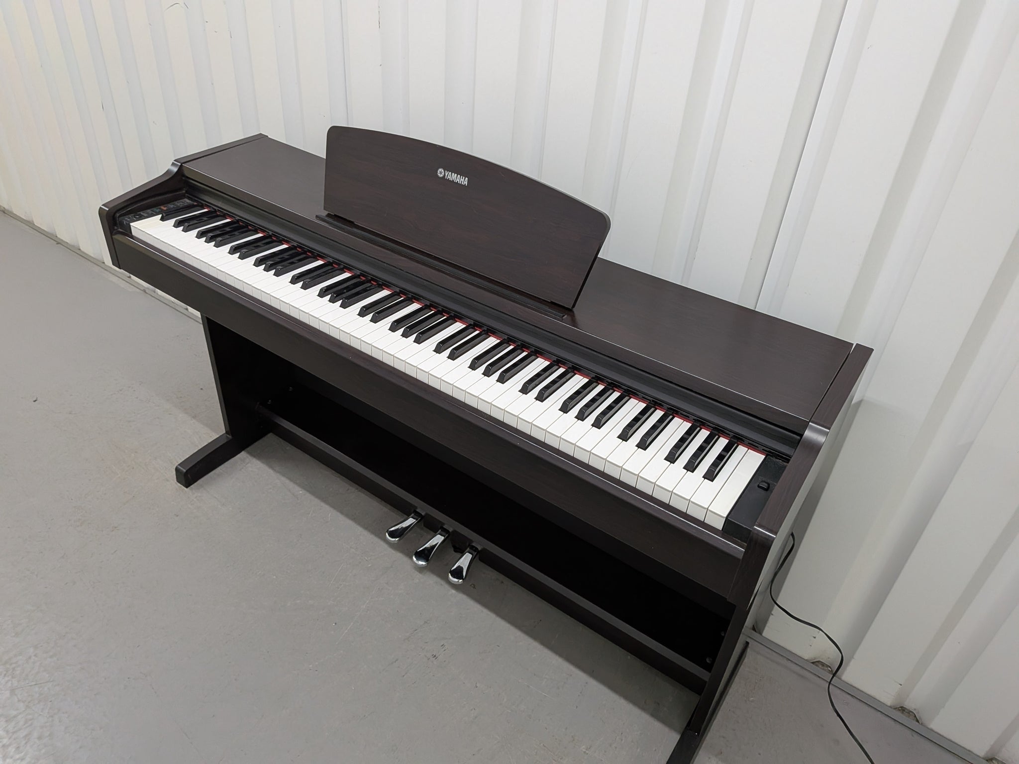 Đàn Piano Điện Yamaha YDP131