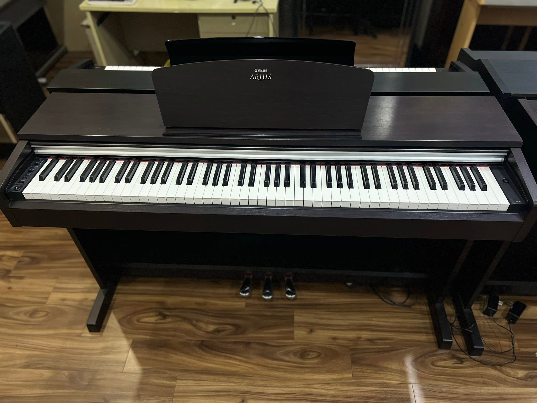Đàn Piano Điện Yamaha YDP141