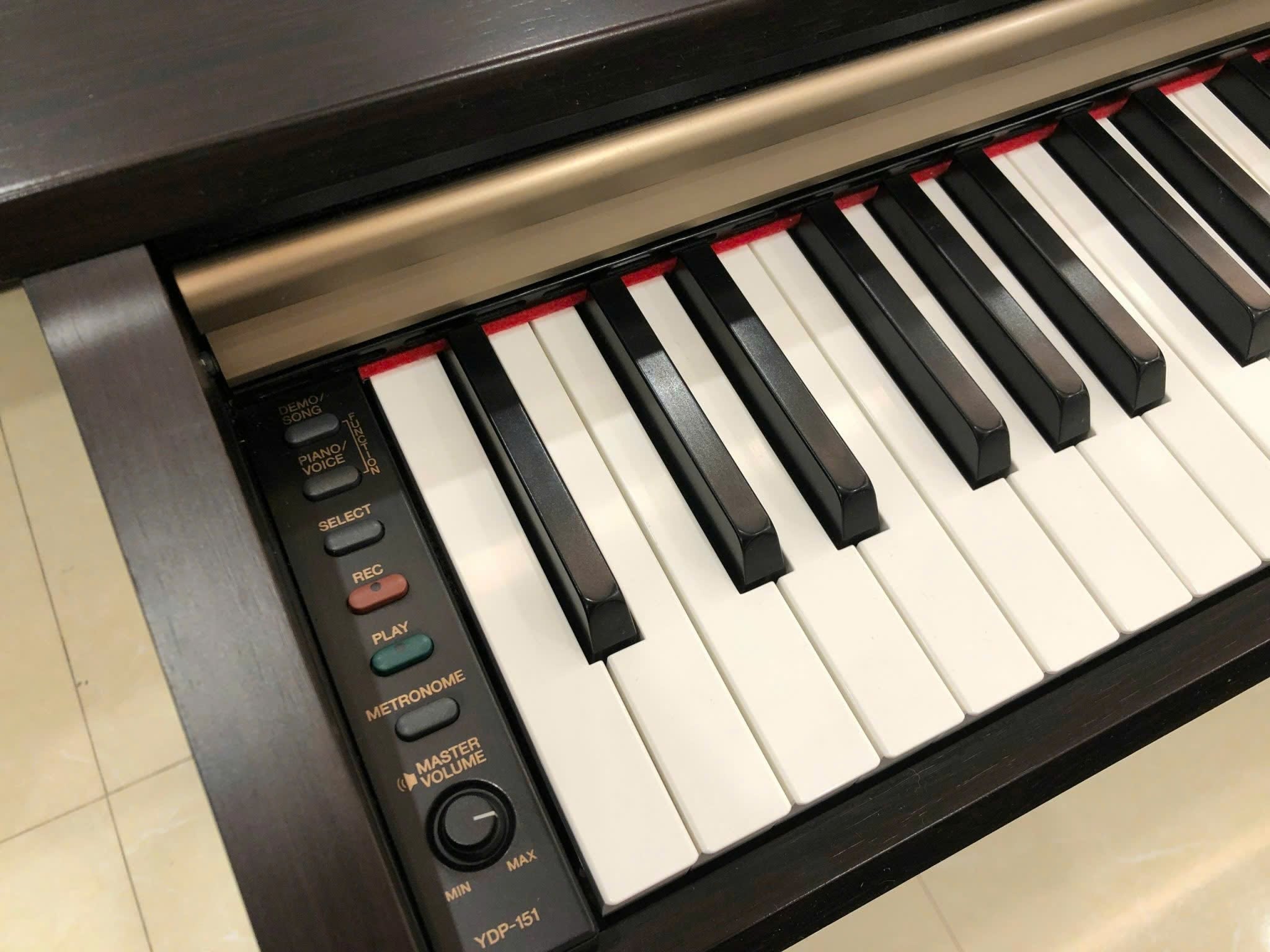 Đàn Piano Điện Yamaha YDP151
