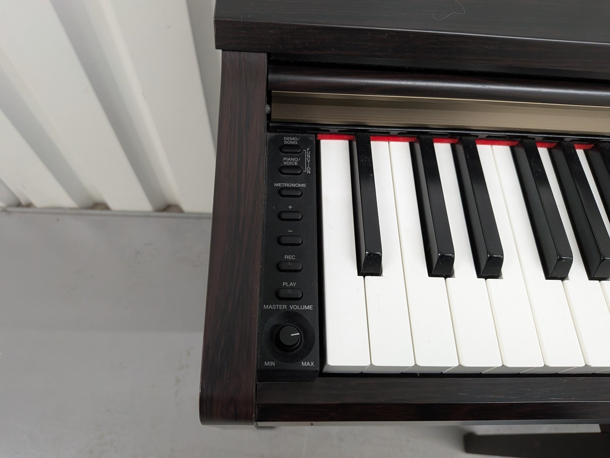 Đàn Piano Điện Yamaha YDP160