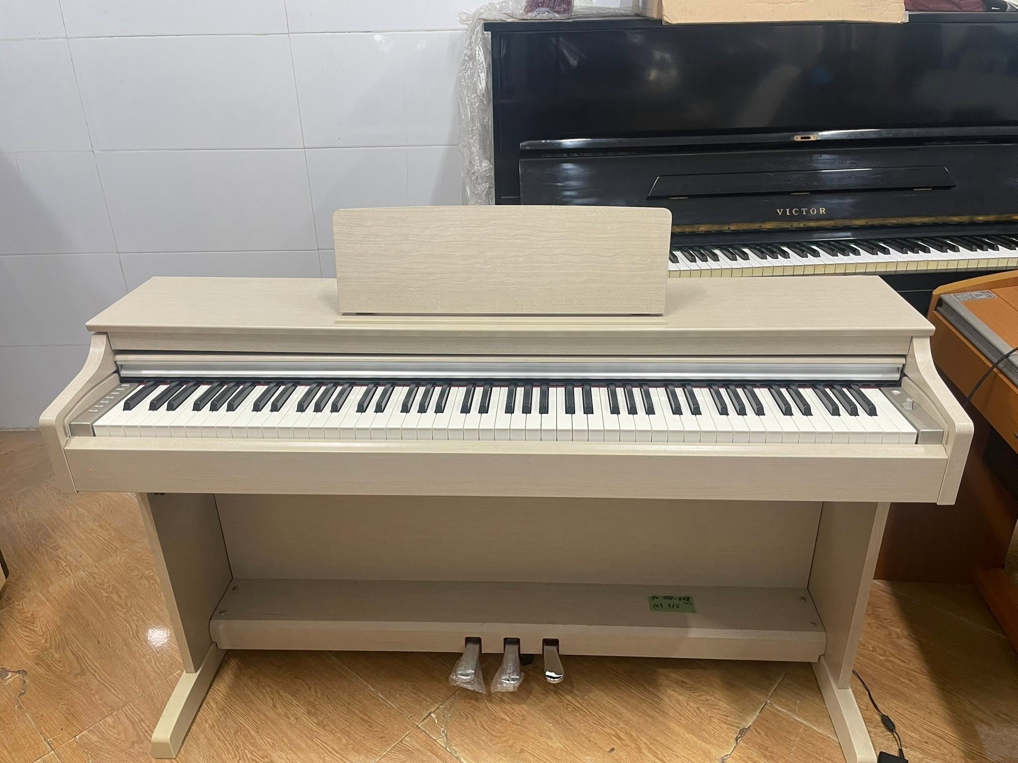 Đàn Piano Điện Yamaha YDP163