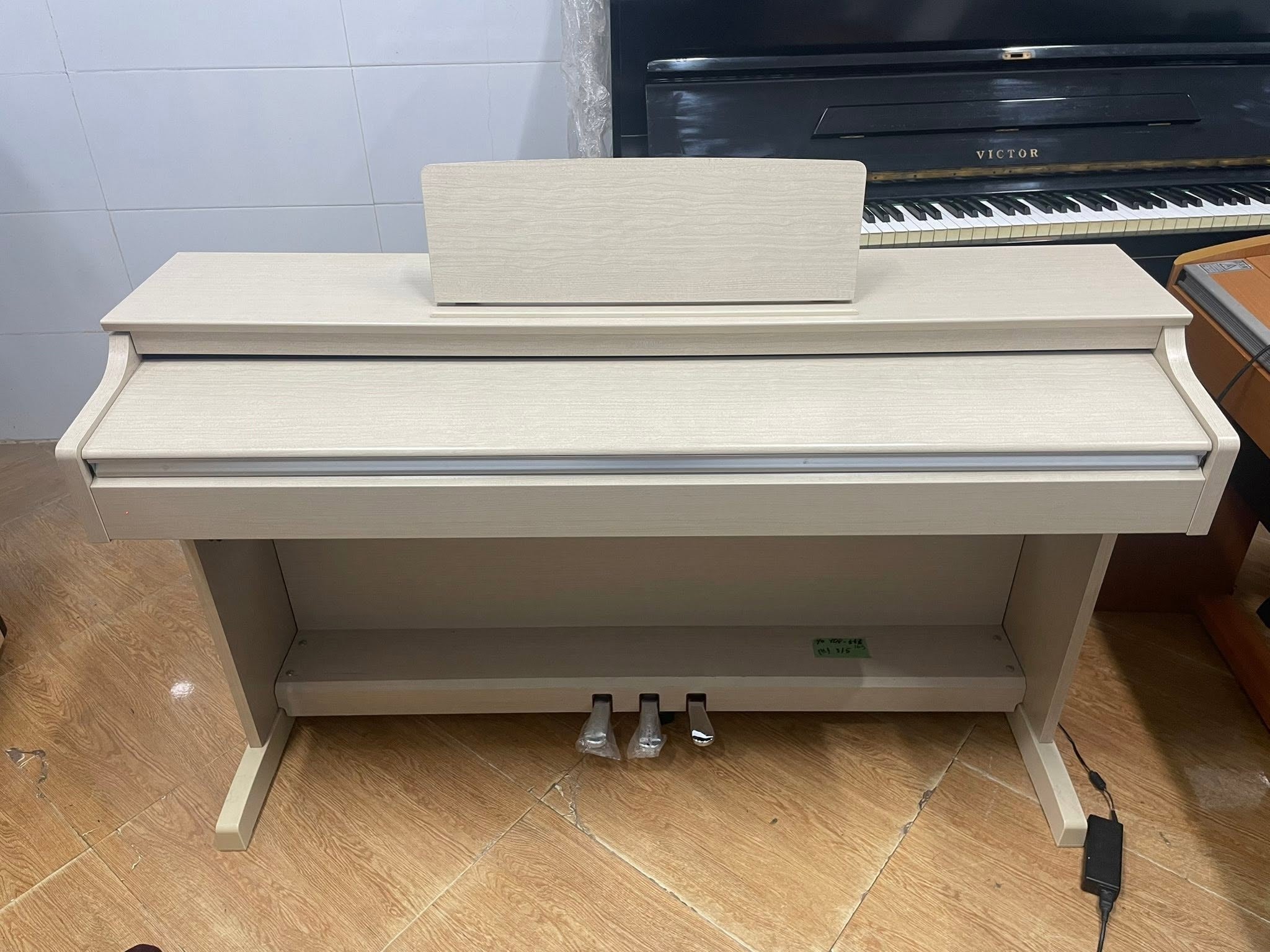 Đàn Piano Điện Yamaha YDP163