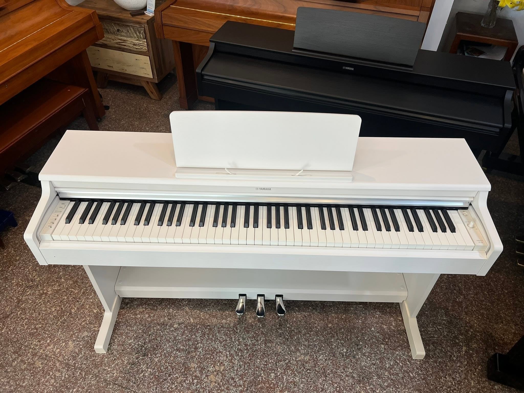 Đàn Piano Điện Yamaha YDP164