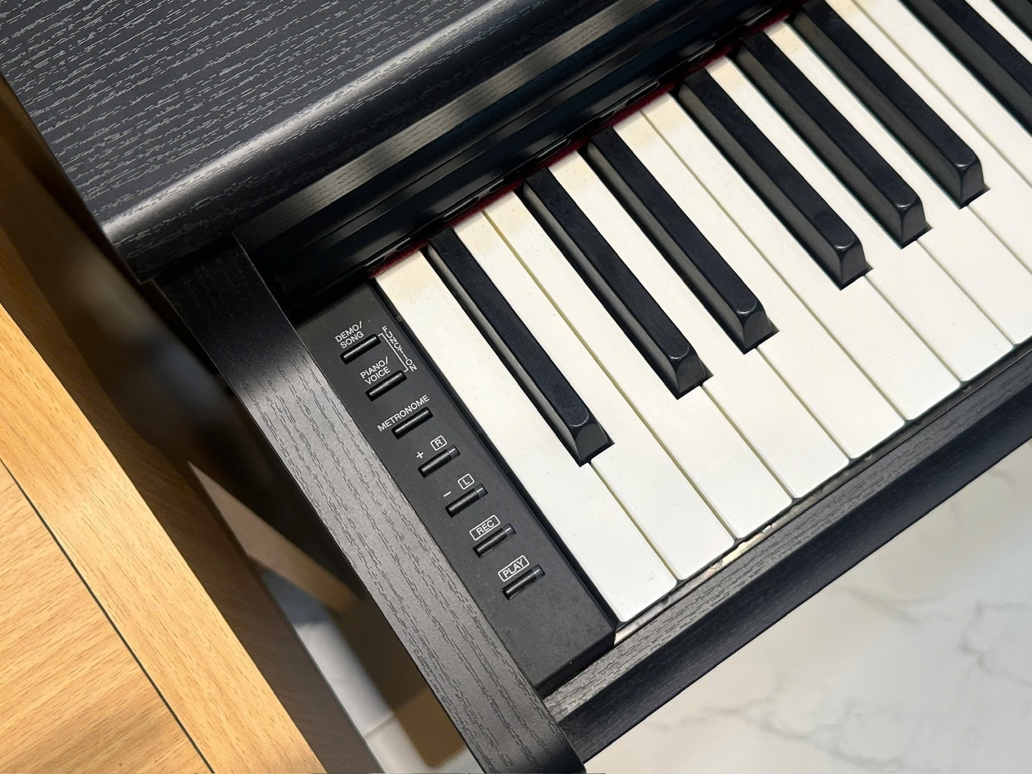 Đàn Piano Điện Yamaha YDP164