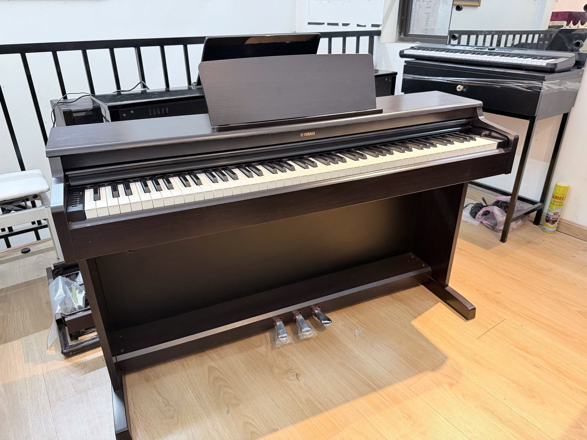 Đàn Piano Điện Yamaha YDP164