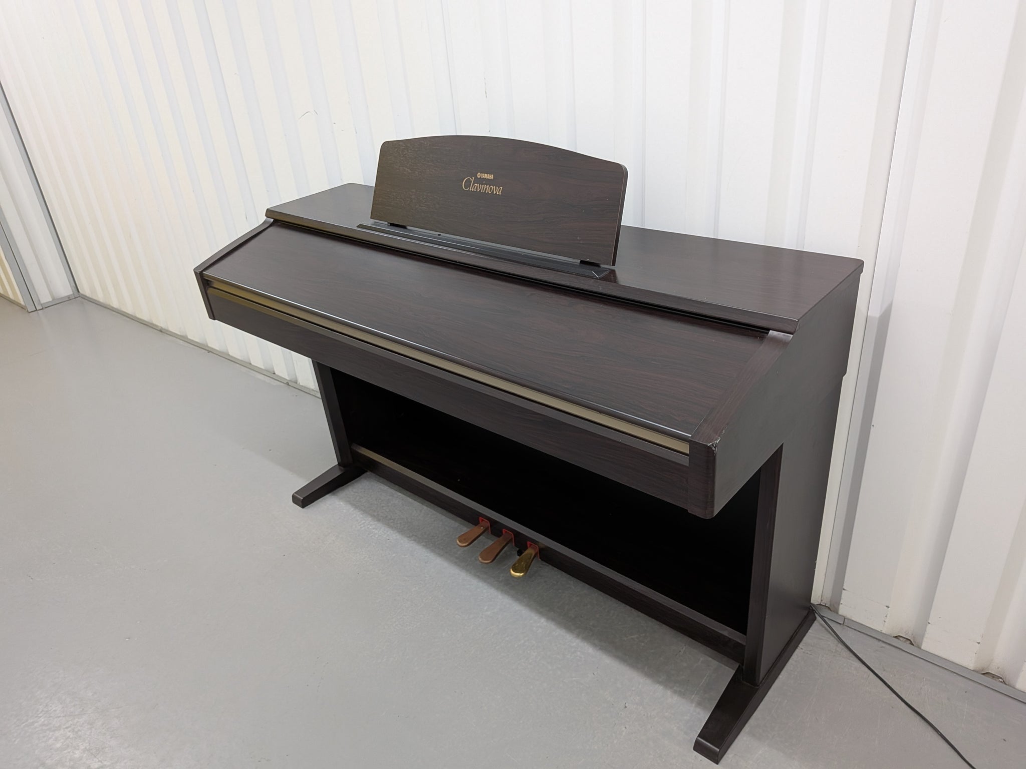 Đàn Piano Điện Yamaha YDP223