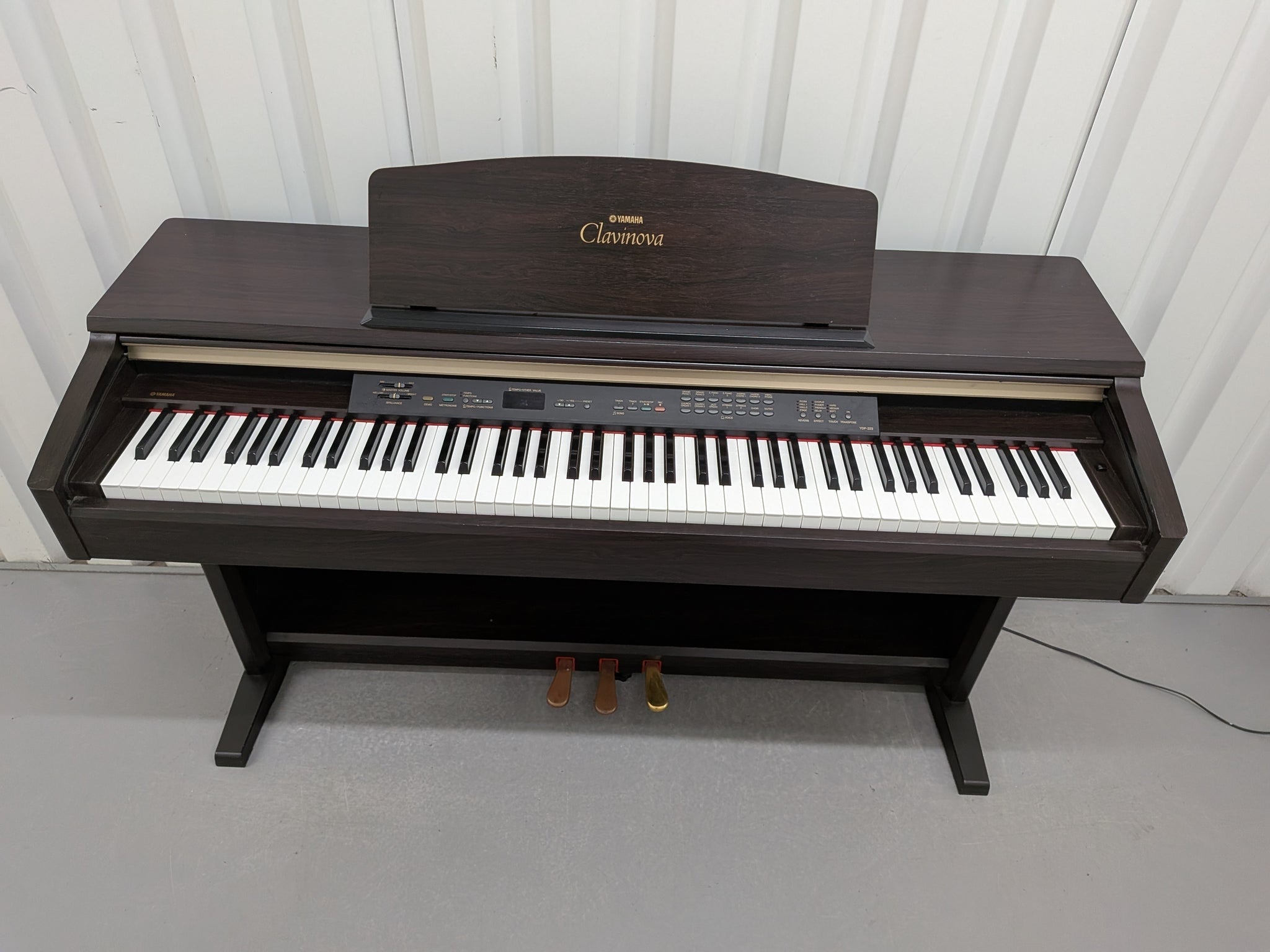 Đàn Piano Điện Yamaha YDP223