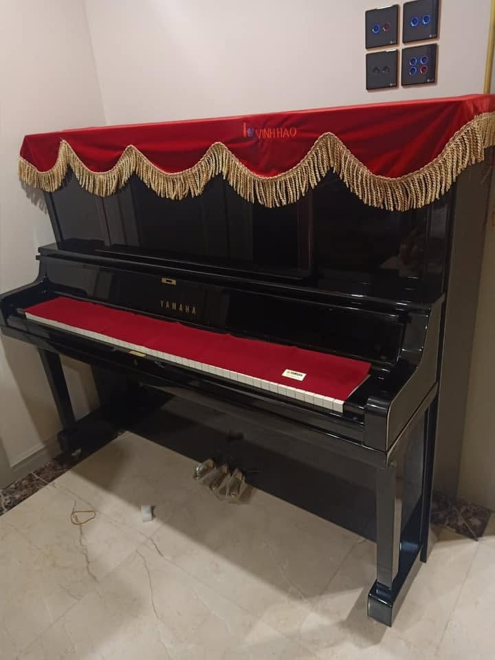 Đàn Piano Cơ Yamaha YUS5