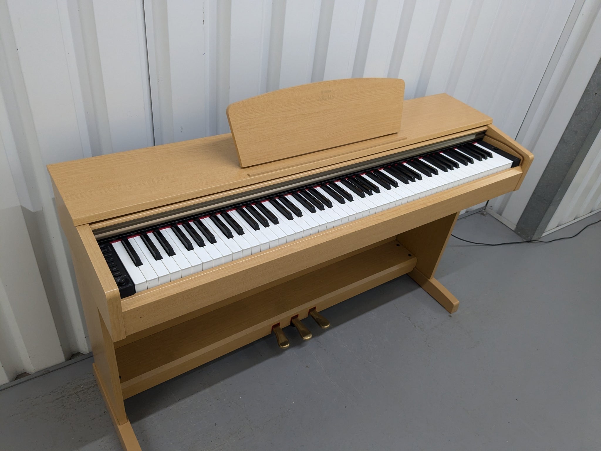Đàn Piano Điện Yamaha YDP161