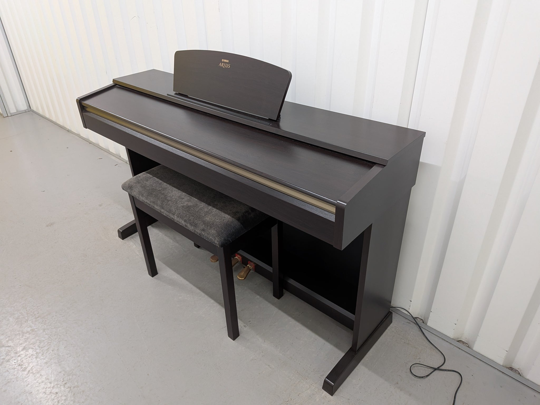 Đàn Piano Điện Yamaha YDP161