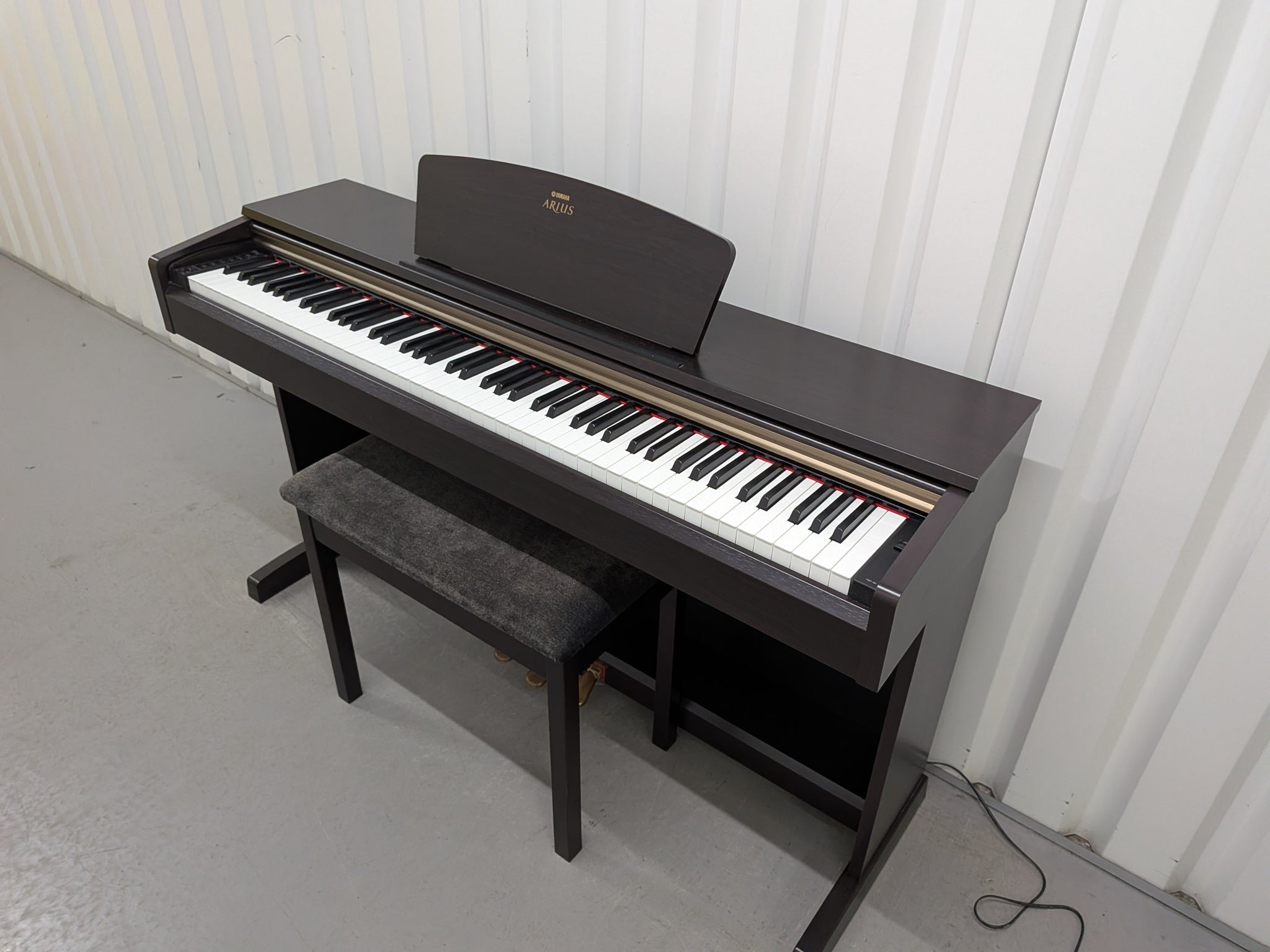 Đàn Piano Điện Yamaha YDP161