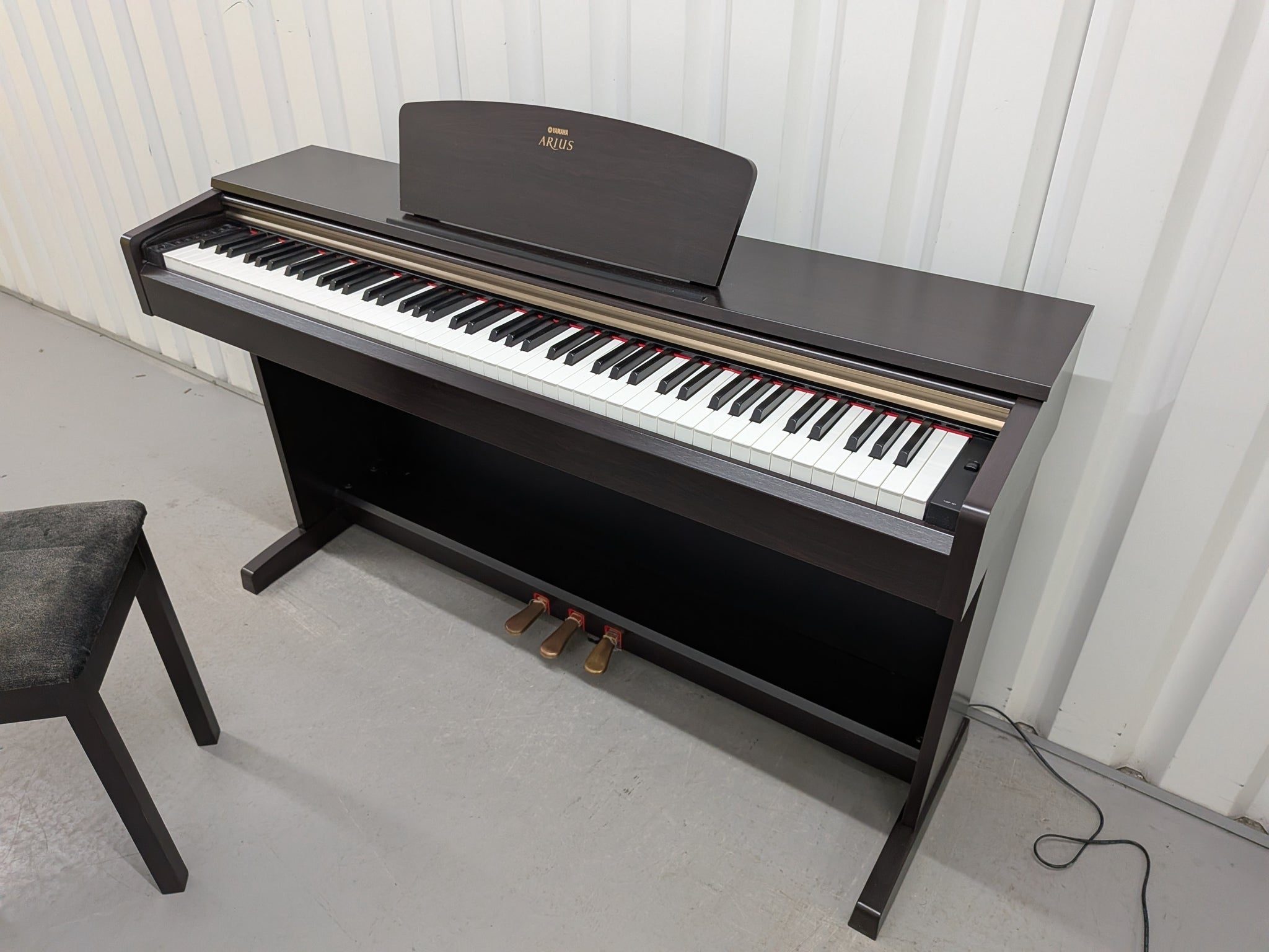 Đàn Piano Điện Yamaha YDP161