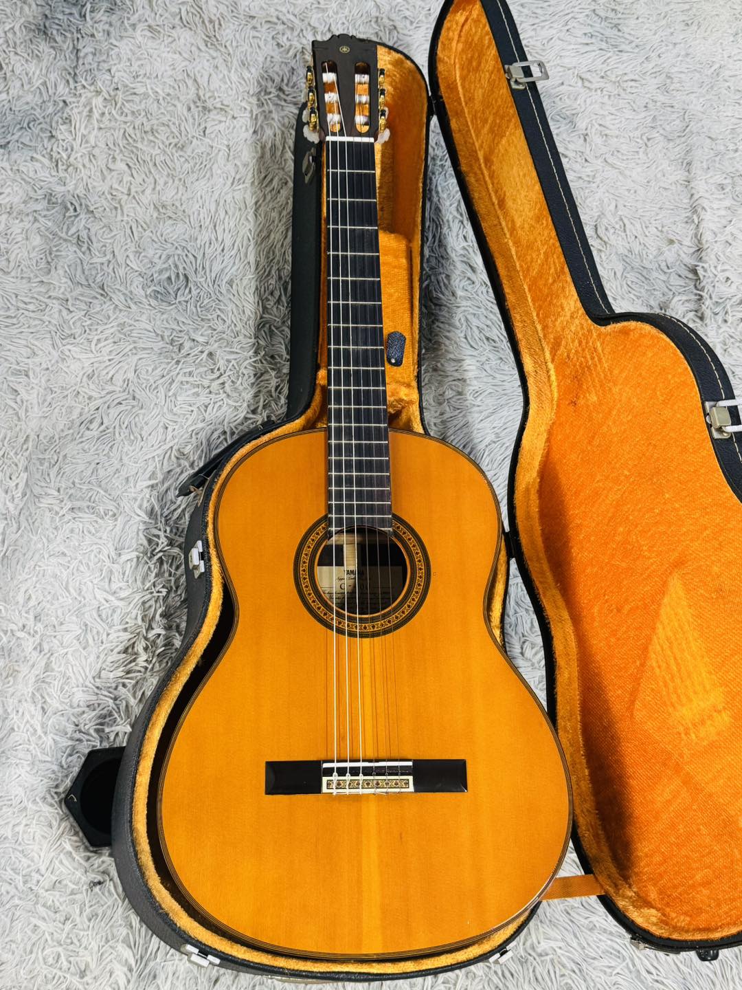 Đàn Guitar Classic Yamaha C400