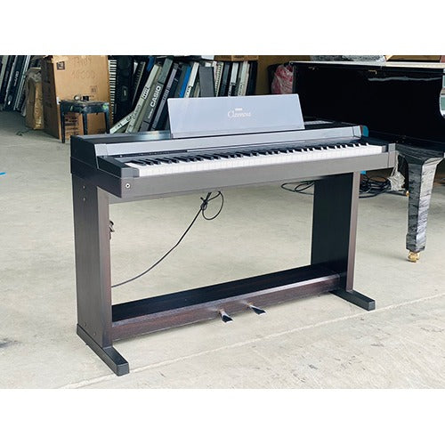 Đàn Piano Điện Yamaha CLP200