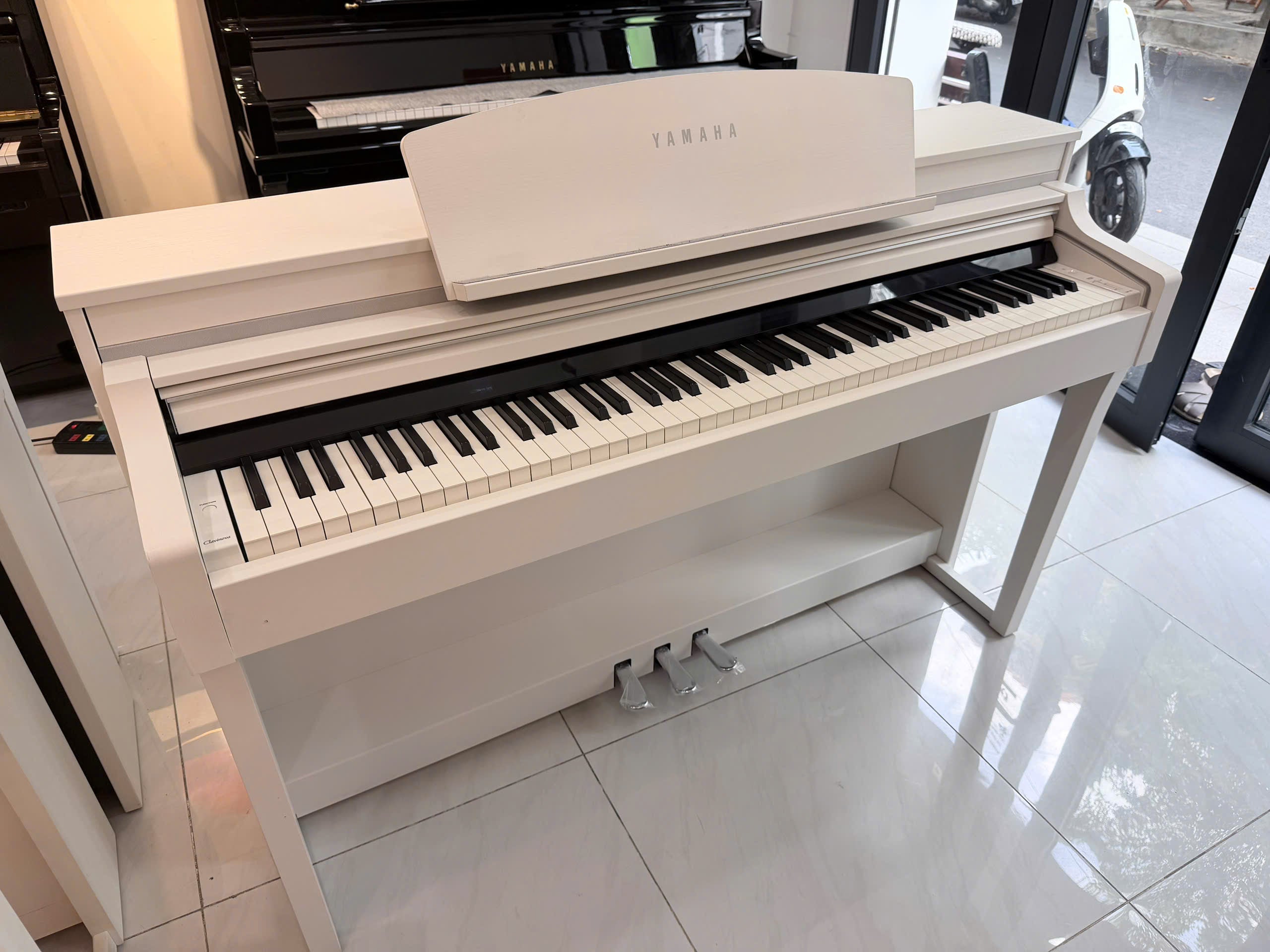 Đàn Piano Điện Yamaha CSP170