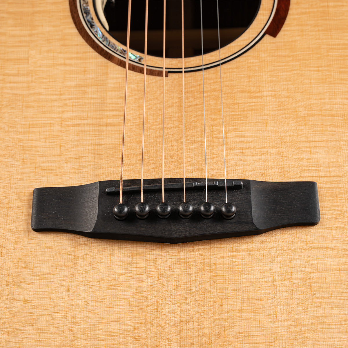 Đàn Guitar Acoustic Cort Abstract Delta