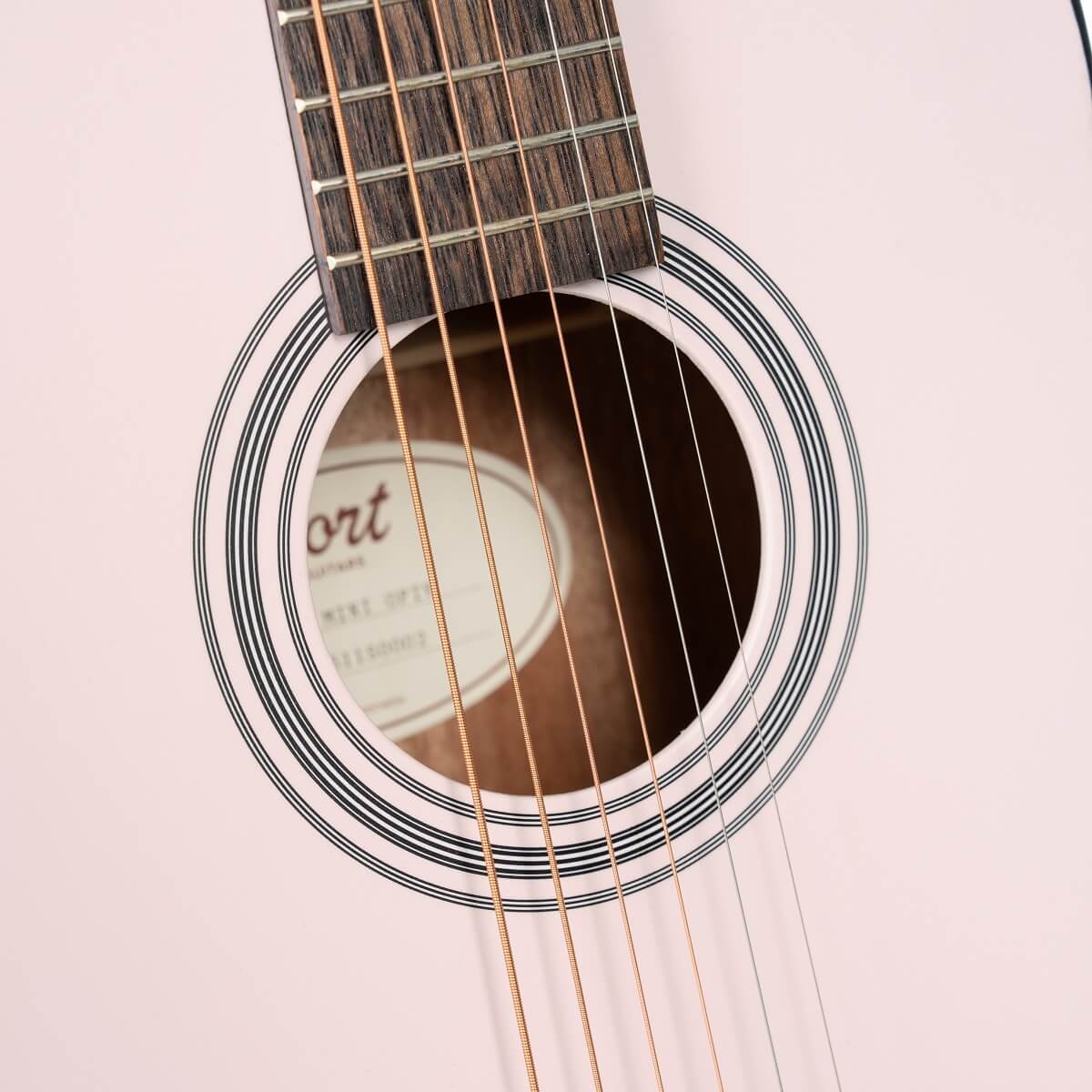Đàn guitar acoustic Cort AD Mini màu Open Pore Ivory – cận hoa văn viền lỗ thoát âm (rosette)