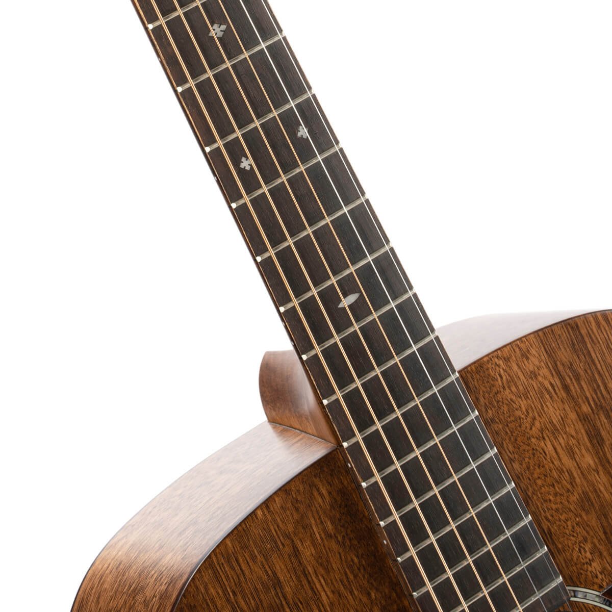 Đàn guitar acoustic Cort L450C màu Natural Satin – cận cần đàn và mặt phím
