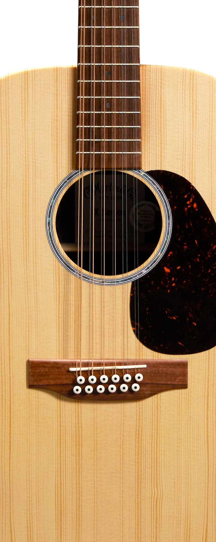 Đàn guitar acoustic điện 12 dây Martin D-X2E Brazilian 12-String màu Brazilian Rosewood – cận thùng đàn mặt trước