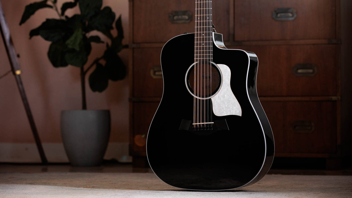 Đàn guitar acoustic điện 12 dây Taylor 250ce Plus BLK Doce Doble màu Black – ảnh chính hãng chụp nằm ngang