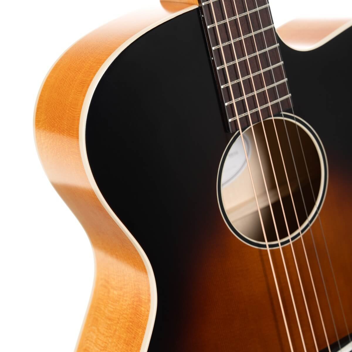Đàn guitar acoustic điện Cort Core-OC Maple màu Brown Burst Top Semi Gloss – cận thùng đàn mặt trước