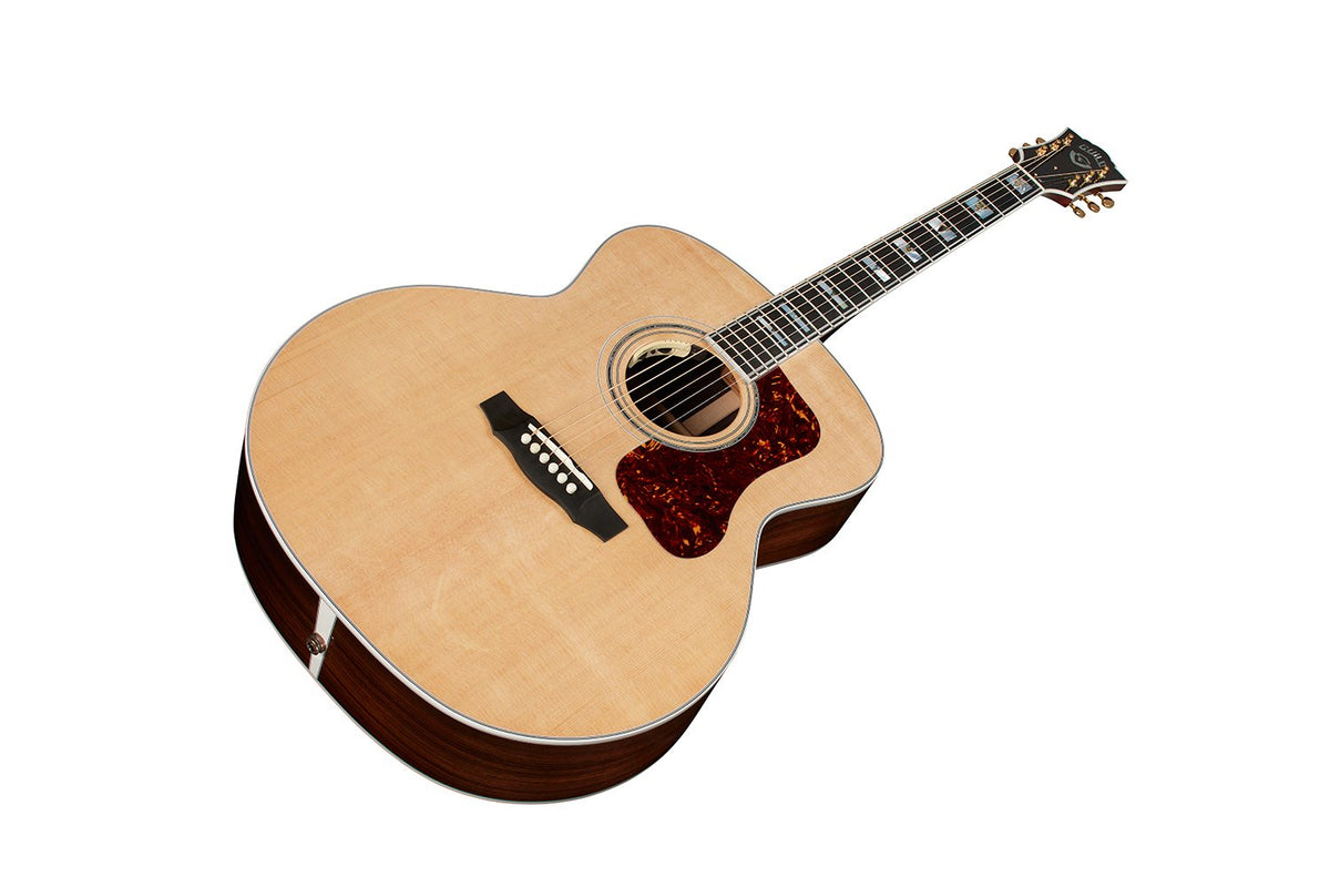 Đàn guitar acoustic điện Guild F-55E màu Natural – góc nghiêng 3/4 toàn thân