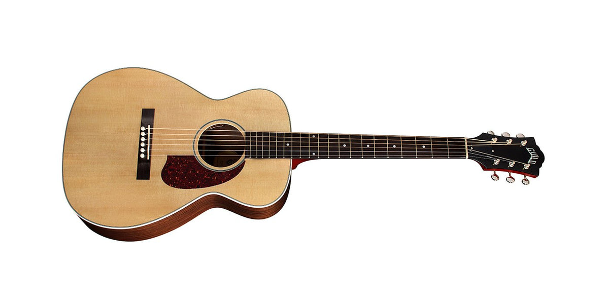 Đàn guitar acoustic điện Guild M-50E Standard màu Natural – mặt trước toàn thân (góc 2)
