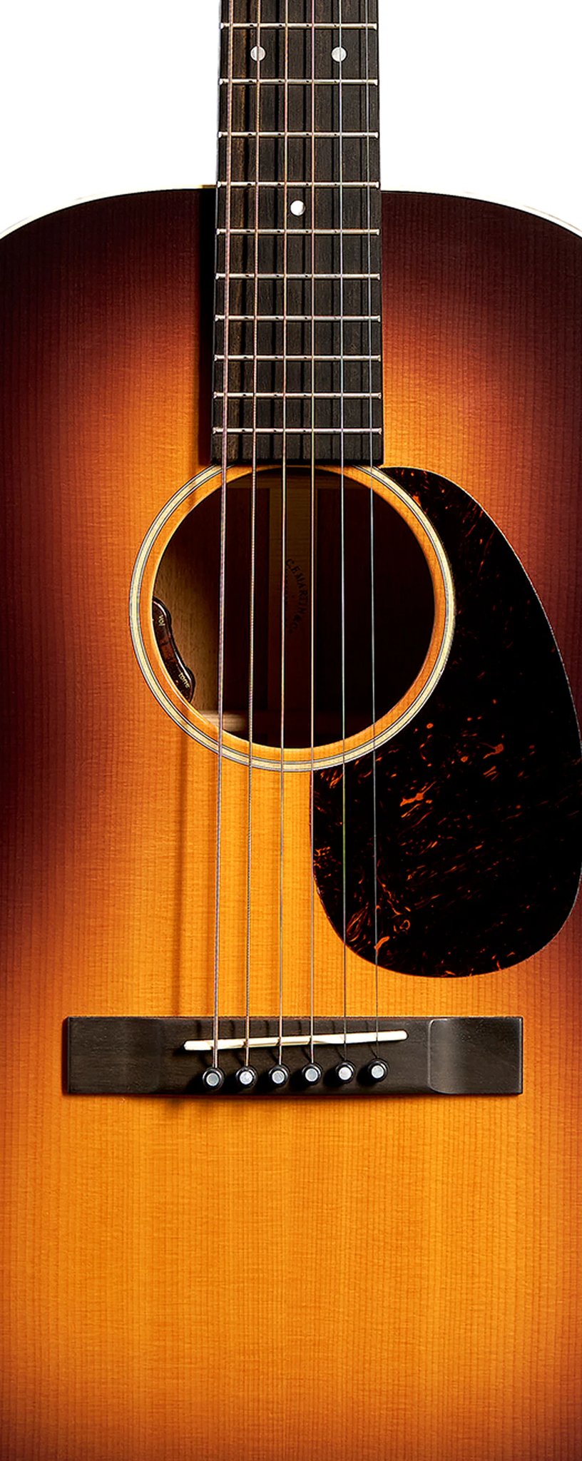 Đàn guitar acoustic điện Martin 00L-16E màu 1935 Burst – cận thùng đàn mặt trước