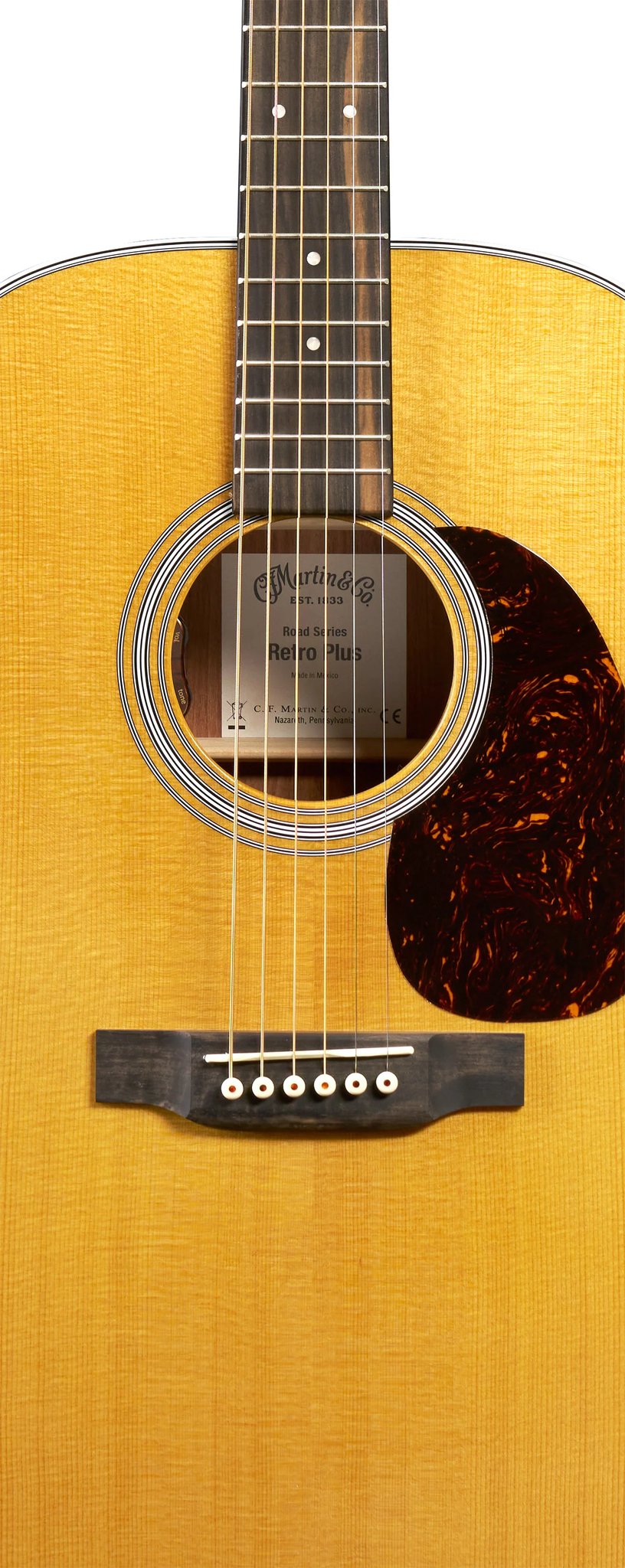 Đàn guitar acoustic điện Martin DE Retro Plus Granadillo màu Aging Toner – cận thùng đàn mặt trước