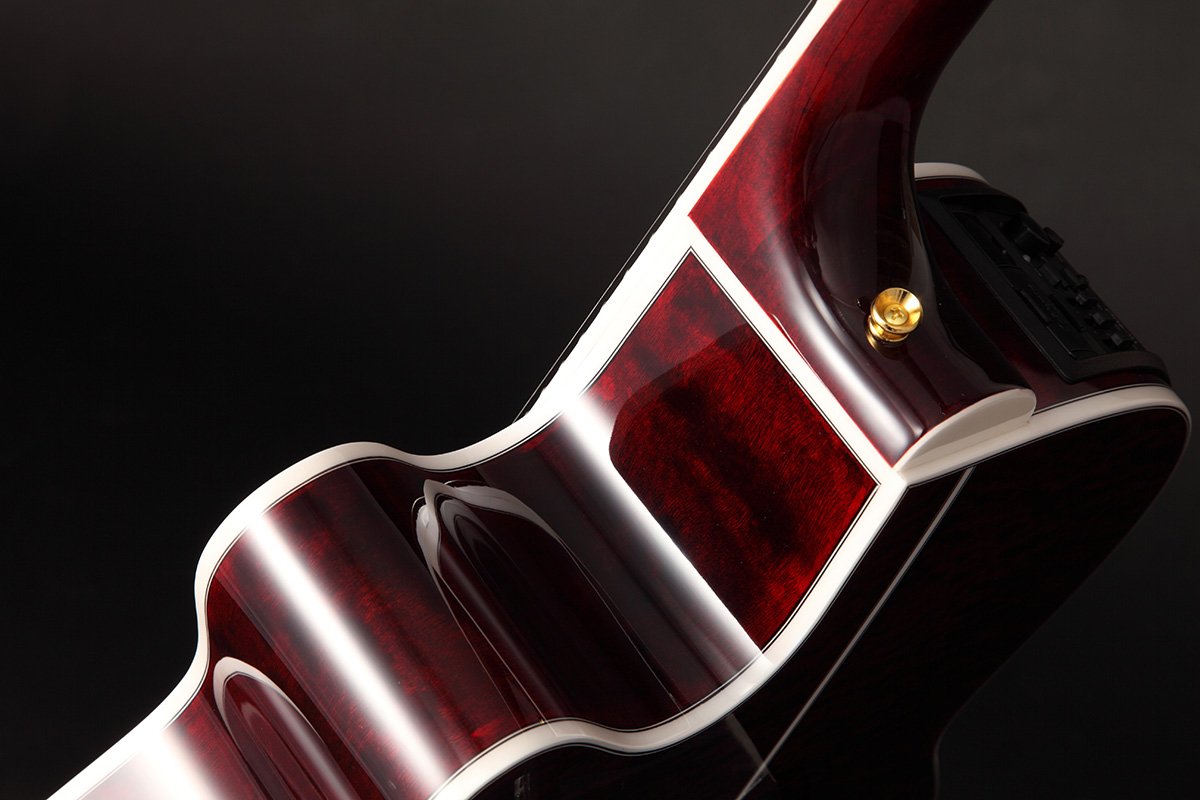 Đàn guitar acoustic điện Takamine GN75CE màu Wine Red – cận hông đàn
