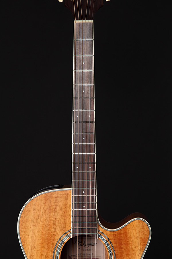 Đàn guitar acoustic điện Takamine GN77KCE màu Natural – cận cần đàn và mặt phím
