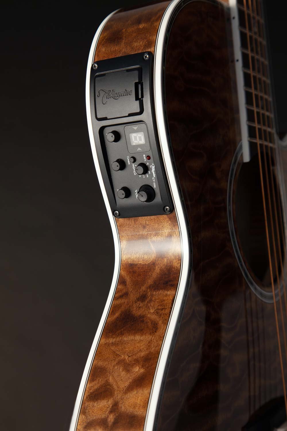 Đàn guitar acoustic điện Takamine TSP100 màu Vintage Tobacco – cận bộ EQ / pickup