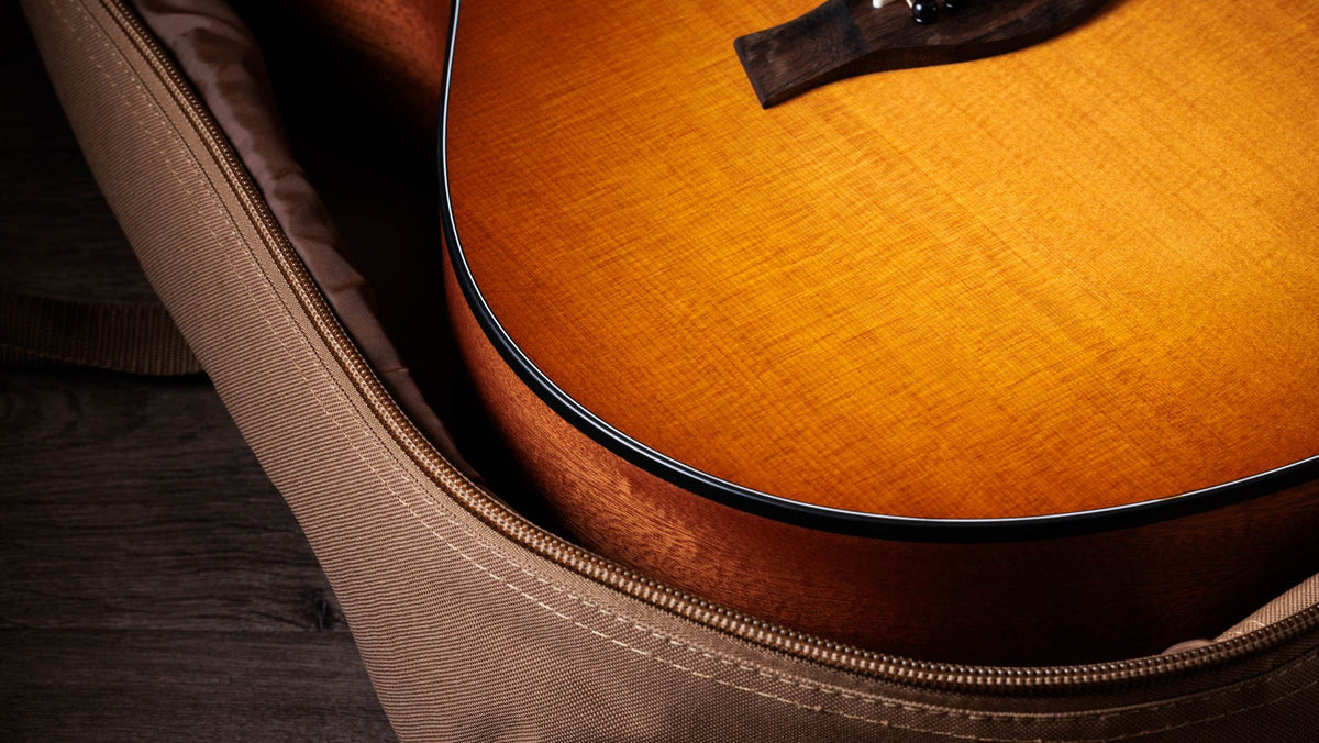 Đàn guitar acoustic điện Taylor 112ce Special Edition Honeyburst màu Honey Sunburst – bao đàn đi kèm (góc 2)