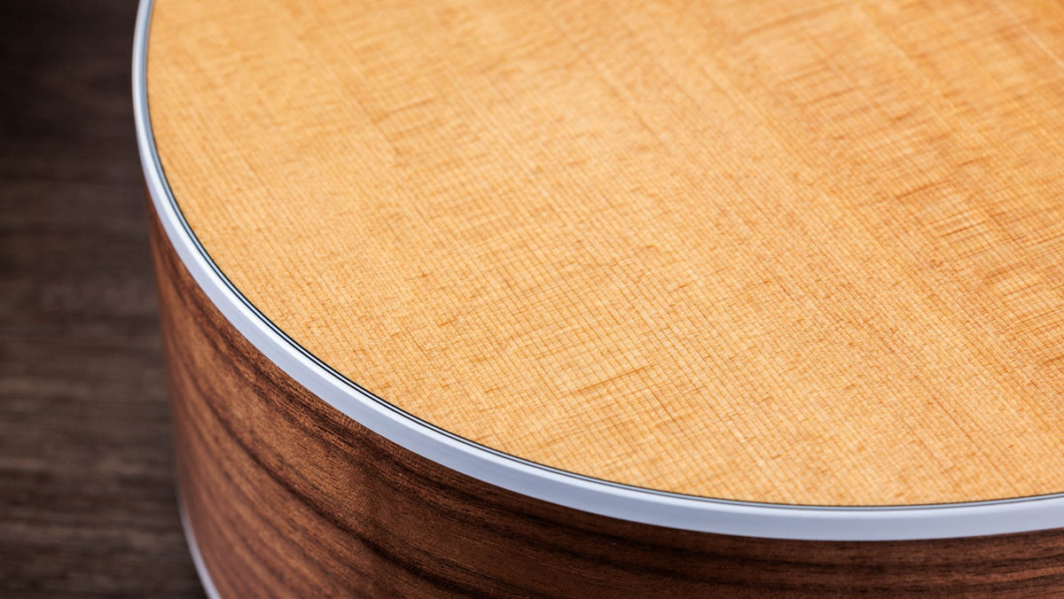 Đàn guitar acoustic điện Taylor 212ce màu Natural – cận chi tiết hoàn thiện