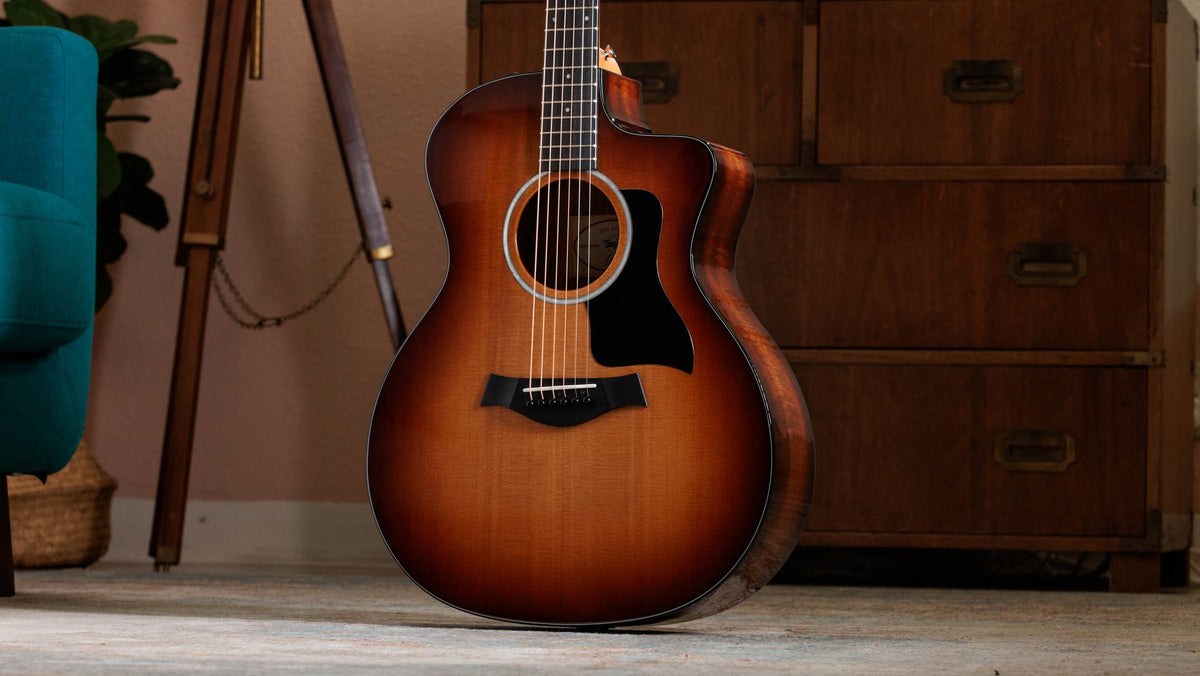 Đàn guitar acoustic điện Taylor 214ce-K SB Plus màu Shaded Edgeburst – ảnh chụp thực tế