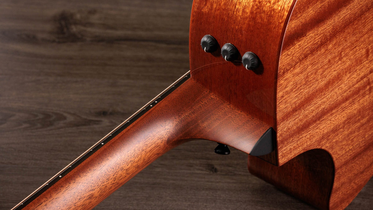 Đàn guitar acoustic điện Taylor 324ce Studio Special Edition màu Shaded Edgeburst – cận gót cần nối thân đàn