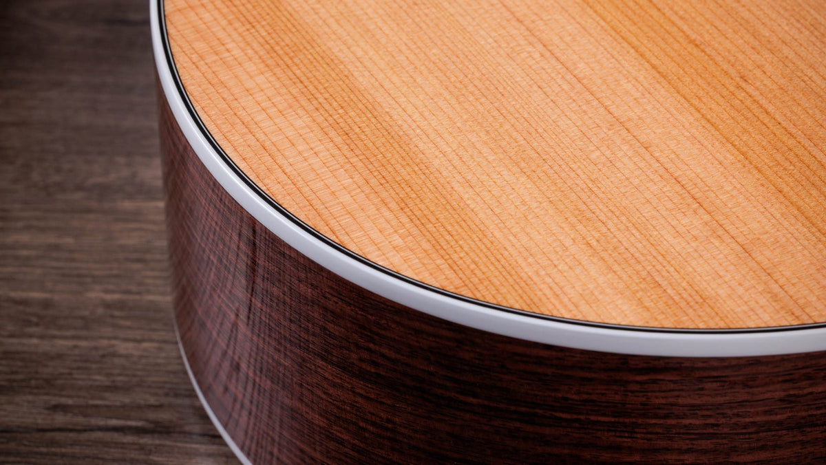 Đàn guitar acoustic điện Taylor 712ce – cận hông đàn