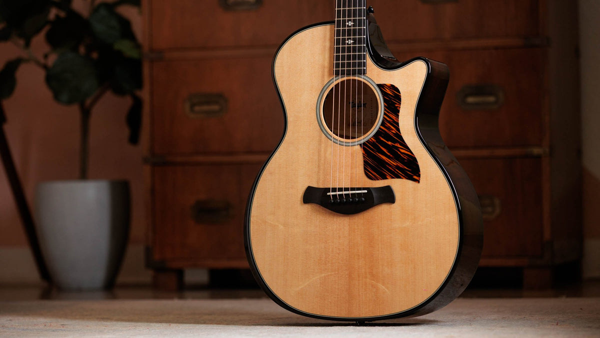 Đàn guitar acoustic điện Taylor Builder's Edition 514ce mặt Natural, lưng hông Kona Burst – ảnh chính hãng chụp nằm ngang