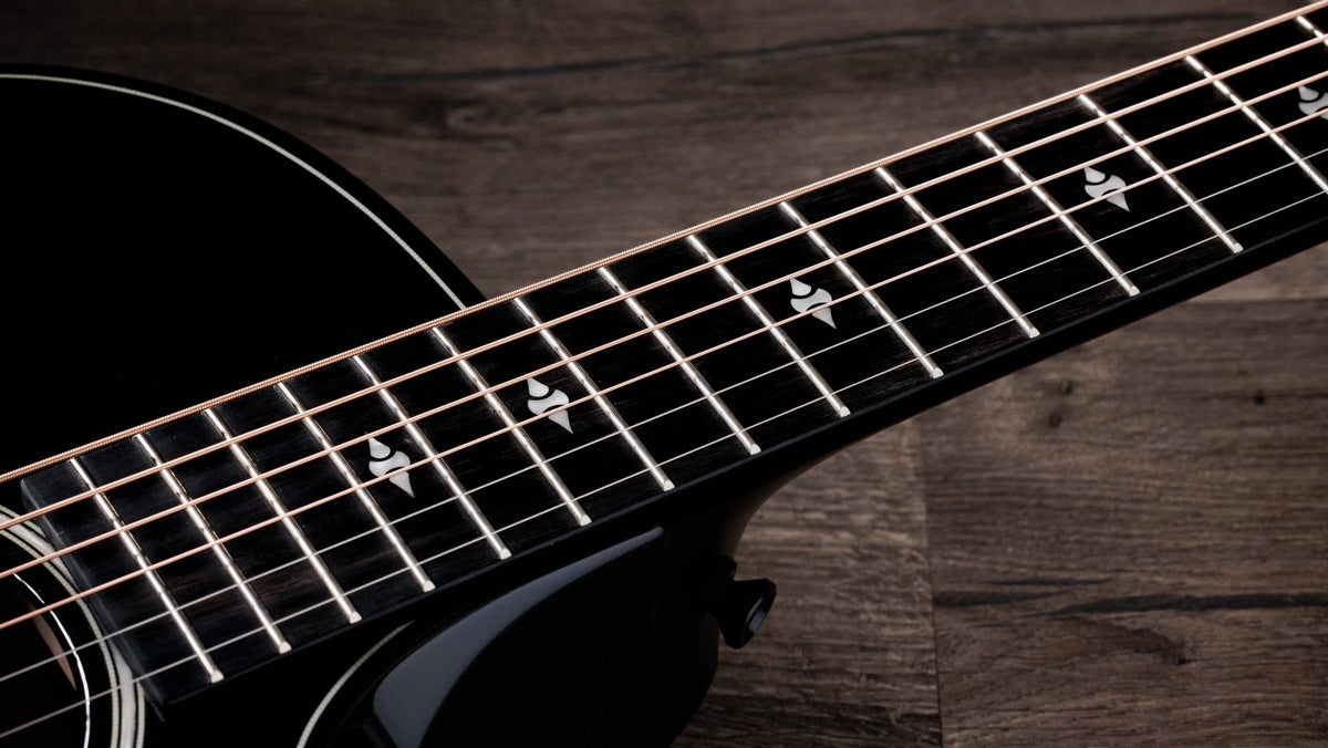 Đàn guitar acoustic điện Taylor Builder's Edition 524ce màu Kona Burst – cận cần đàn và mặt phím