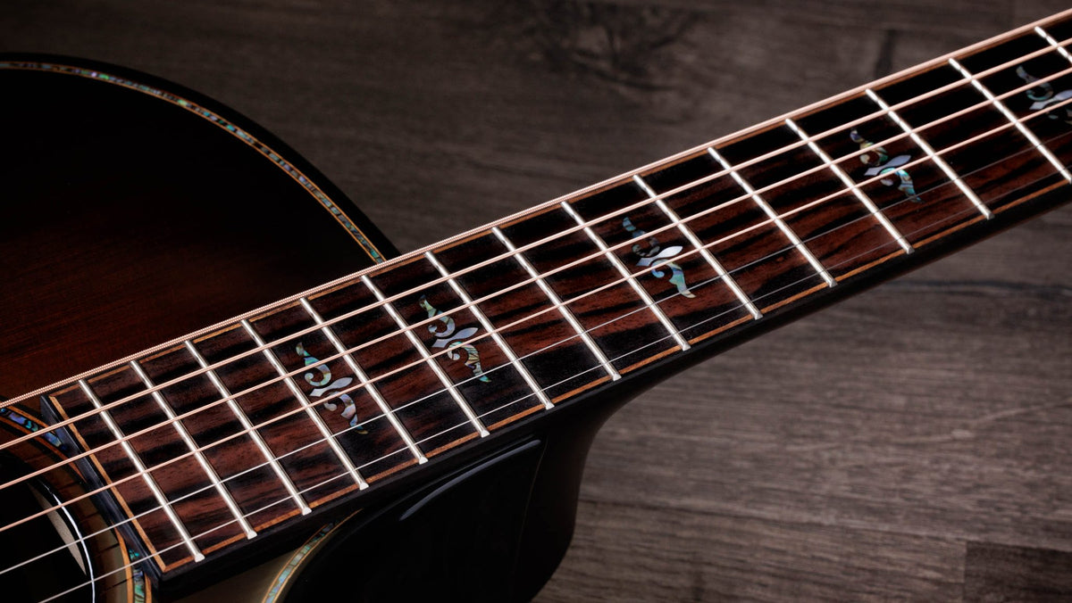 Đàn guitar acoustic điện Taylor Builder's Edition 914ce LTD Macassar Ebony màu Kona Edgeburst – cận cần đàn và mặt phím