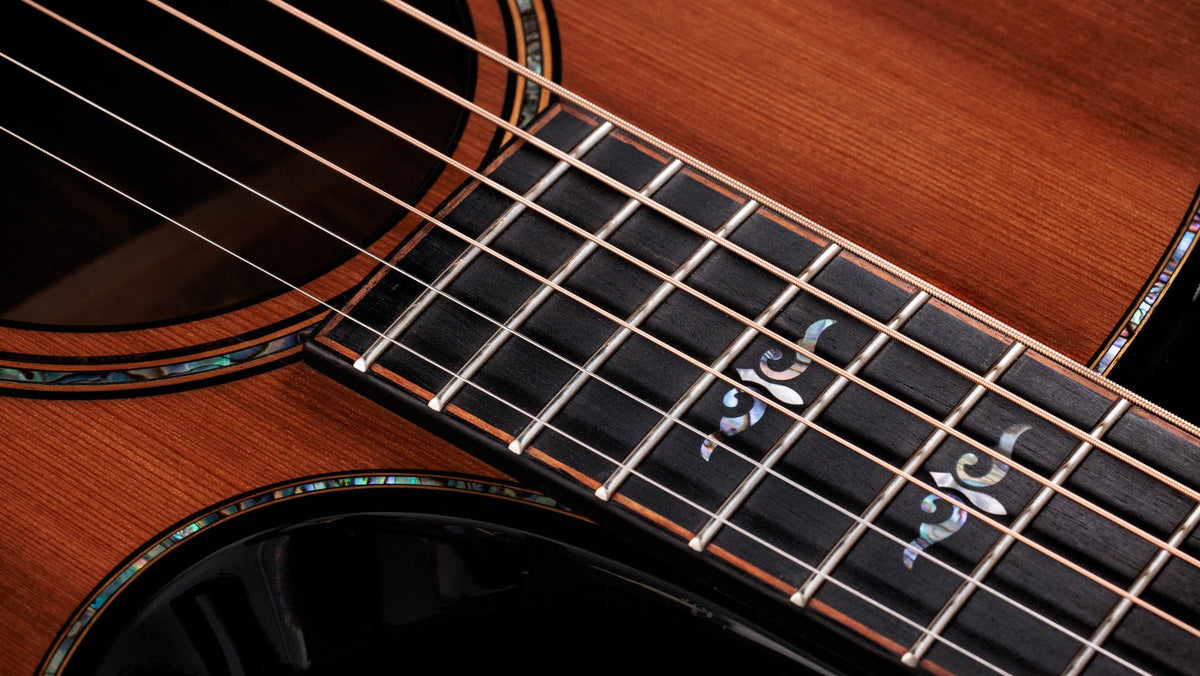 Đàn guitar acoustic điện Taylor Builder's Edition 914ce Sinker Redwood – cận cần đàn và mặt phím