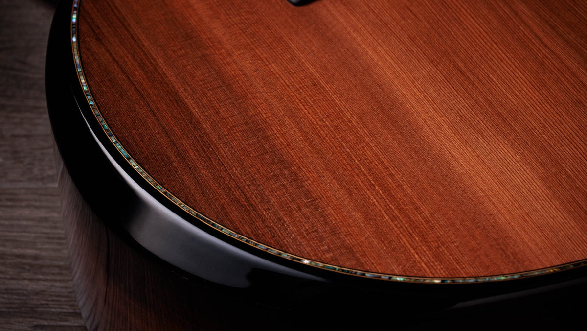 Đàn guitar acoustic điện Taylor Builder's Edition 914ce Sinker Redwood – cận hông đàn