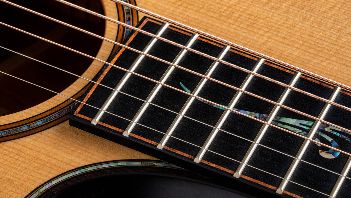 Đàn guitar acoustic điện Taylor Builder's Edition K14ce – cận cần đàn và mặt phím