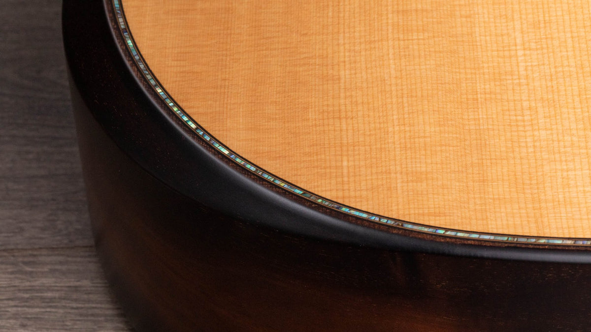 Đàn guitar acoustic điện Taylor Builder's Edition K14ce – cận hông đàn