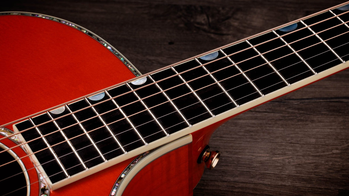 Đàn guitar acoustic điện Taylor Doyle Dykes Signature Model màu Translucent Orange – cận cần đàn và mặt phím