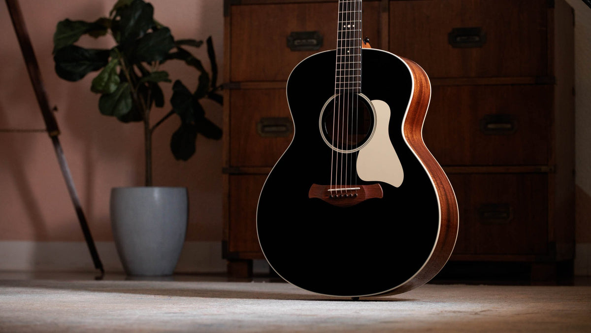 Đàn guitar acoustic điện Taylor Gold Label 514e mặt đen Blacktop – ảnh chính hãng chụp nằm ngang