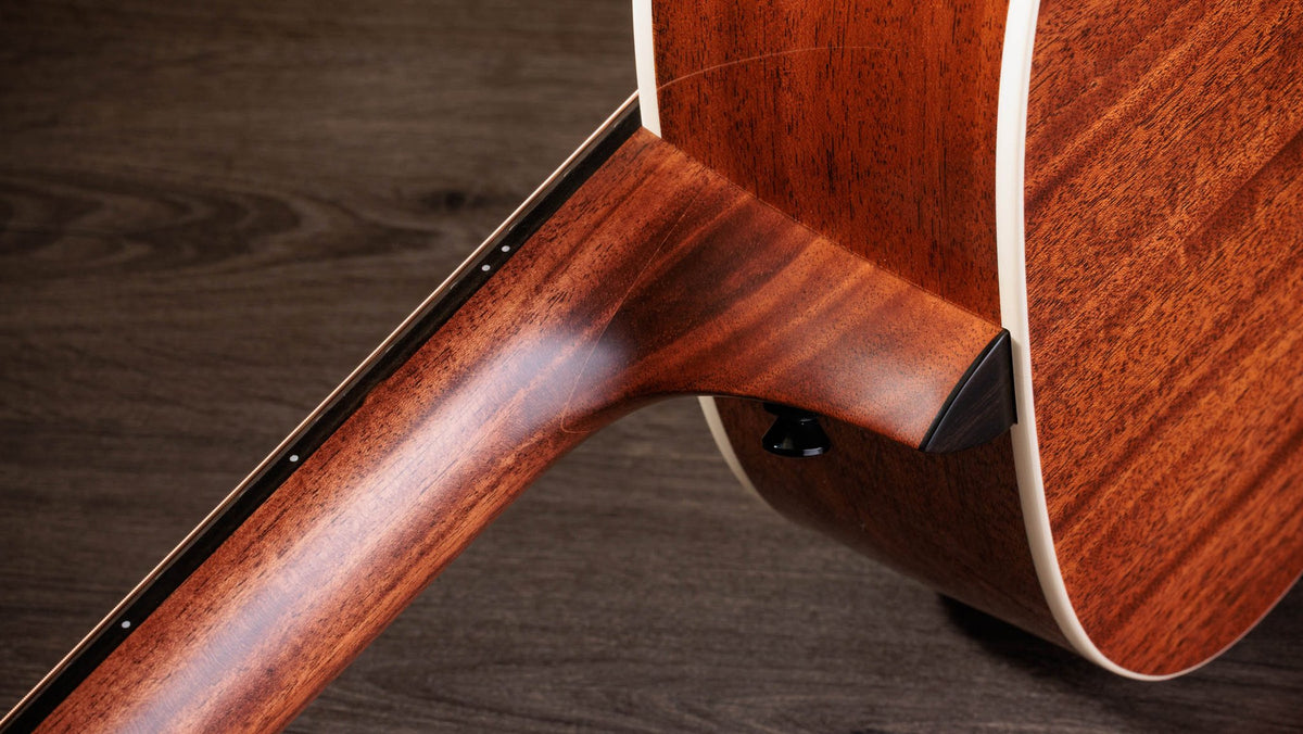 Đàn guitar acoustic điện Taylor Gold Label 514e màu Natural – cận gót cần nối thân đàn